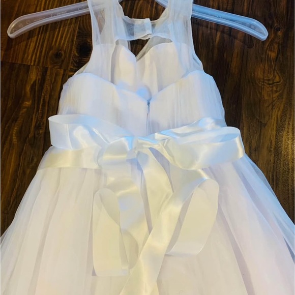 Dress - Picture 5 of 5